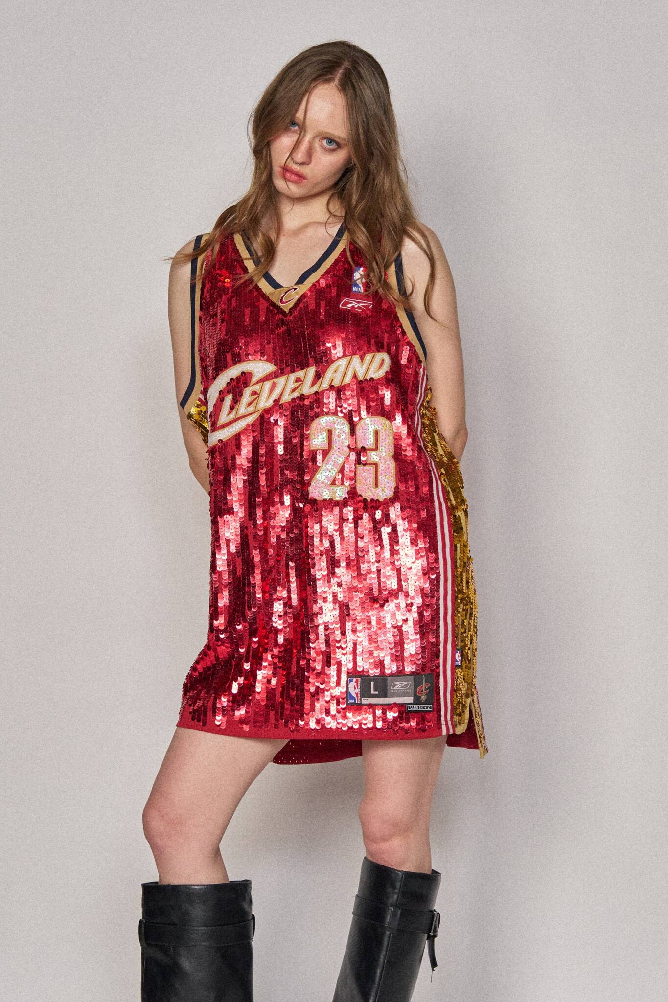 Basketball Jersey Mod - Cleveland James 23 I LOVE DIY by Panida Basketball Jersey Mod - Cleveland James 23 I LOVE DIY by Panida