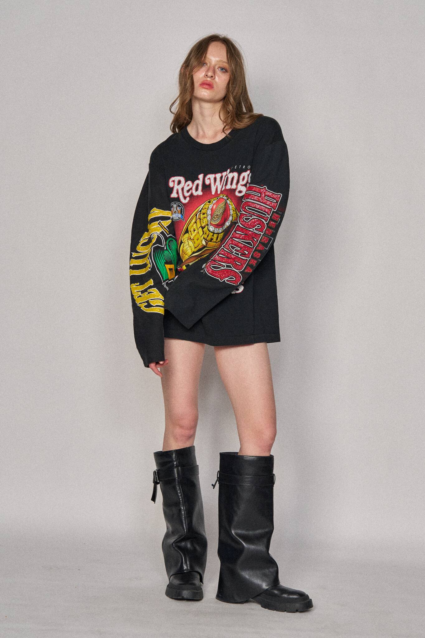 Moto Sports Top - Red Wings x Huskies